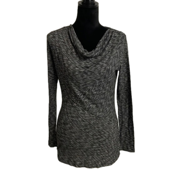 Maurices gray cowl neck sweater Size M - Picture 1 of 7